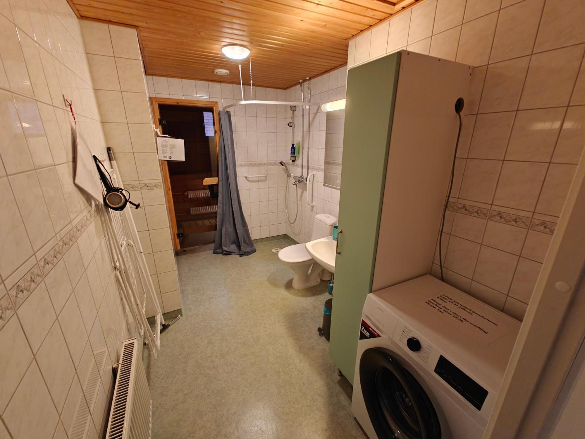 Apartment Mid Haven Cozy With Sauna, Glassed Balcony And Free Parking